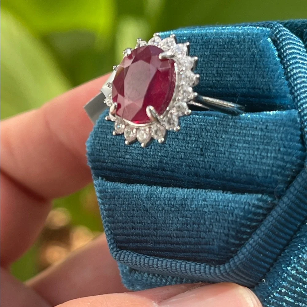 NWT Mozambique Natural Ruby Oval 10.6X8.8mm CZ Accents Ring 925 Silver Size 7.5
